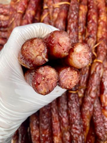 Lạp xưởng thịt lợn trắng Tây Bắc - 500g